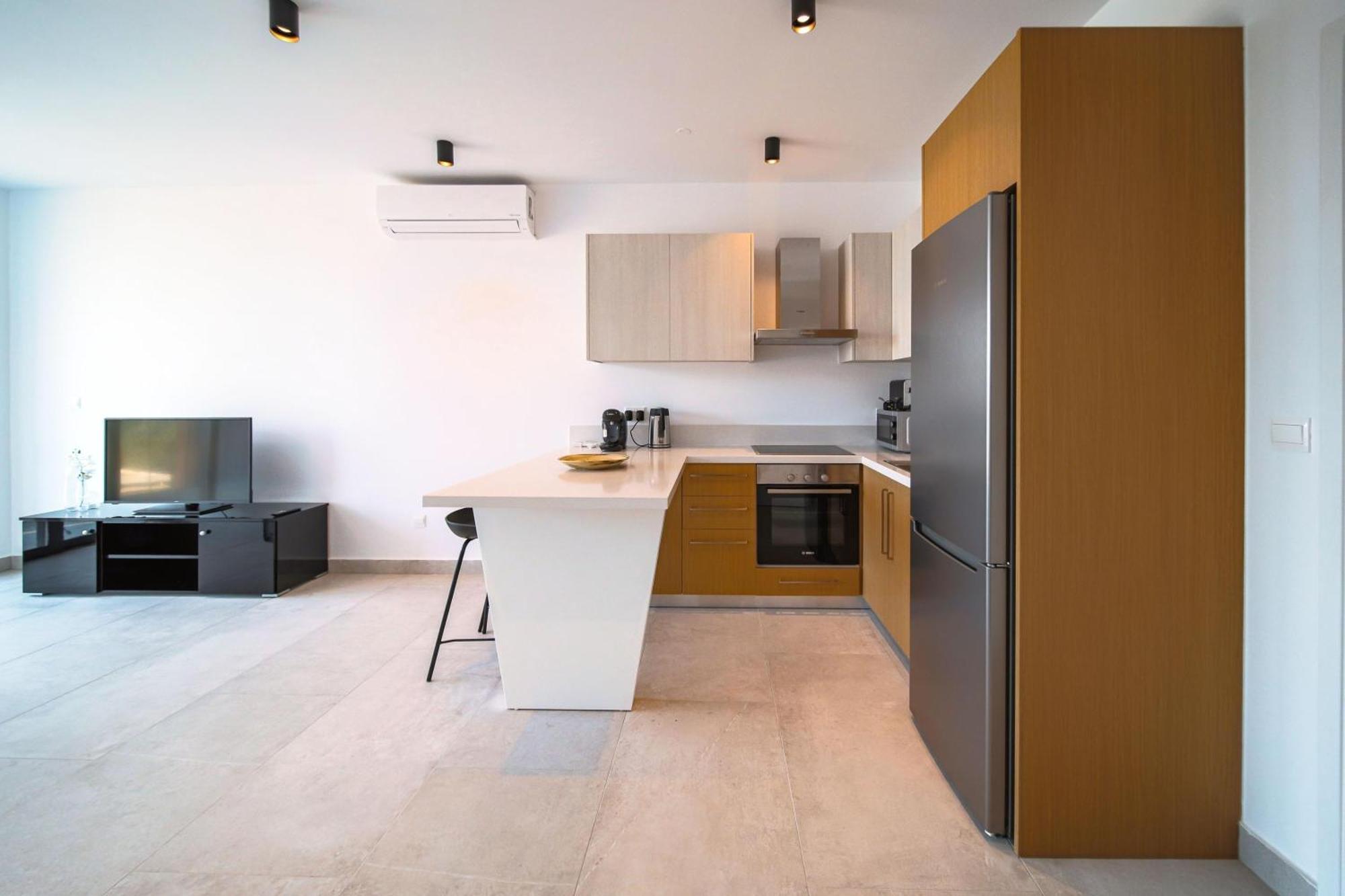 Avenue 102 1 Bed Apartment Paphos Exterior photo